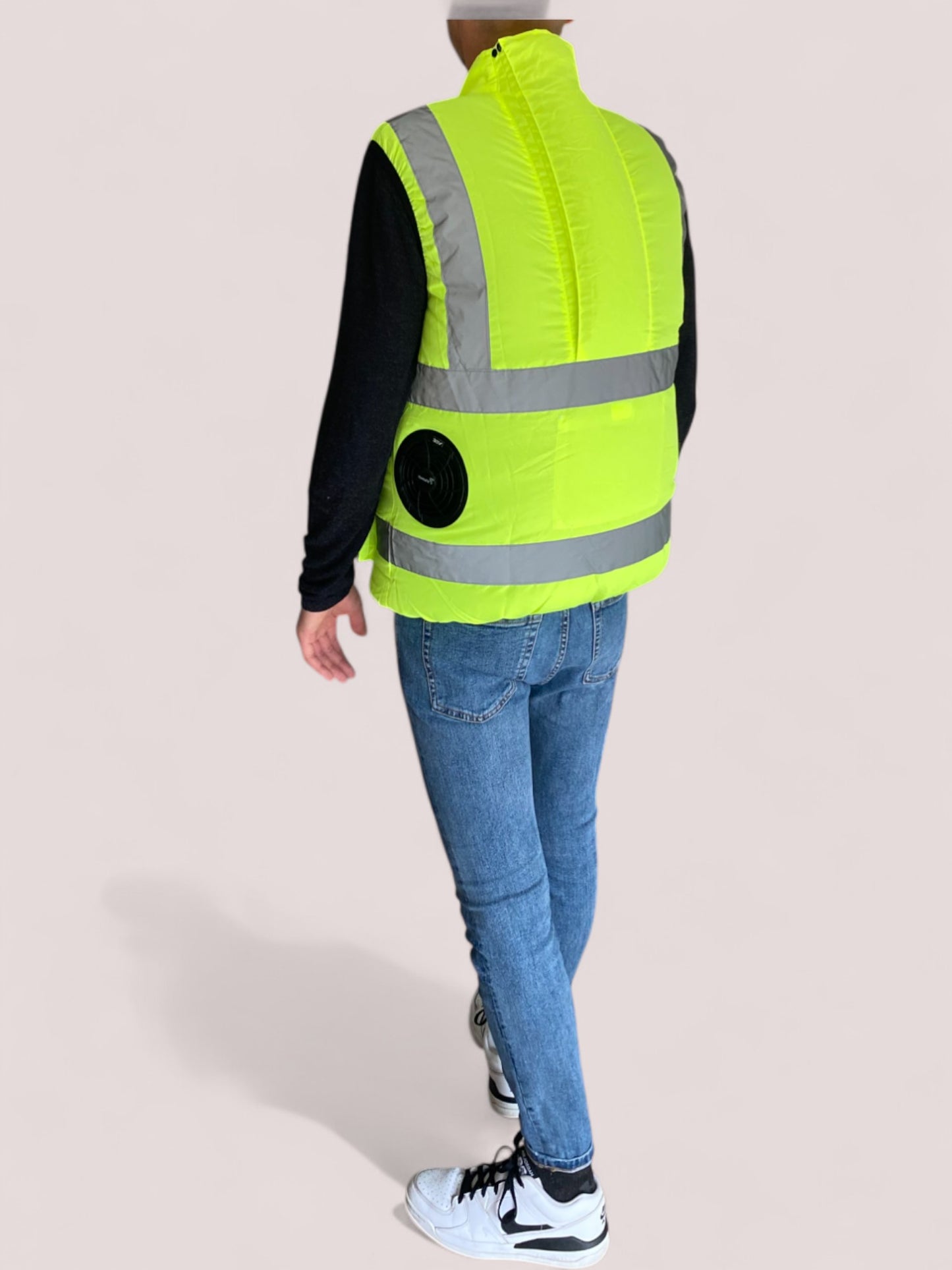 Green work vest with fan